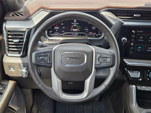 Used 2025 GMC Sierra 2500 Denali AWD/4WD image 44