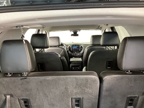 Used 2019 Chevrolet Traverse LT w/ LT Premium Package FWD image 30