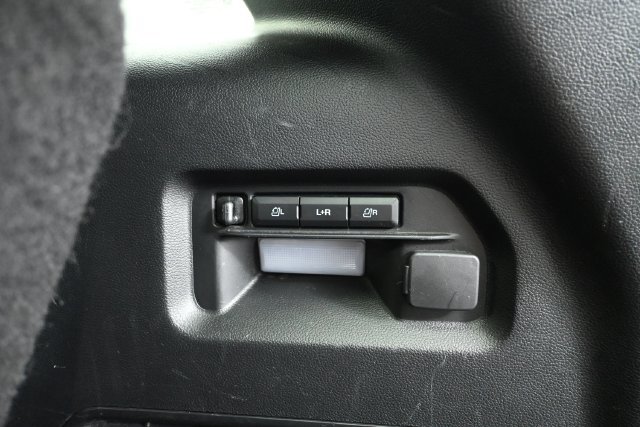Used 2022 Ford Explorer ST w/ ST Street Pack AWD/4WD image 38