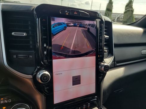 Used 2025 RAM 1500 Big Horn AWD/4WD image 23