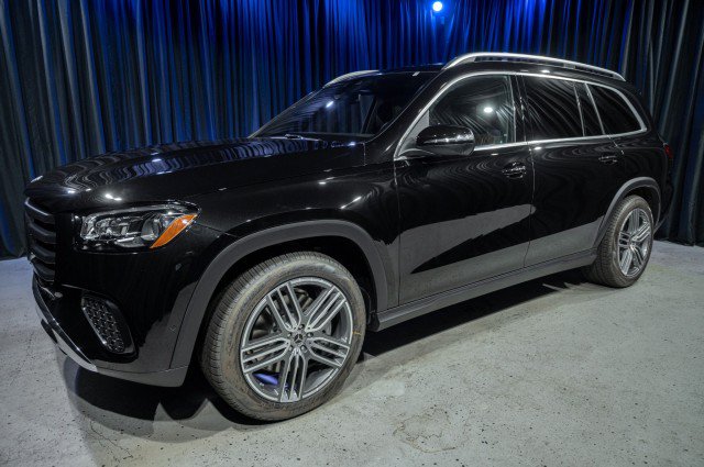 Certified 2026 Mercedes-Benz GLS 450 4MATIC image 1
