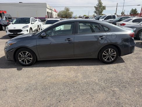 Used 2023 Kia Forte LXS image 8