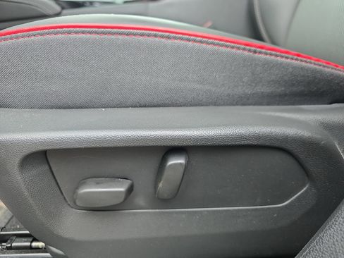 Used 2023 Buick Envision Essence w/ Sport Touring Package AWD/4WD image 20