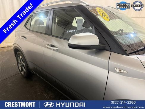 Certified 2023 Hyundai Venue SEL image 16