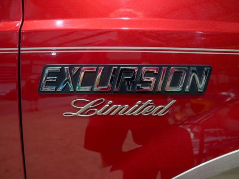 Used 2001 Ford Excursion Limited AWD/4WD image 27