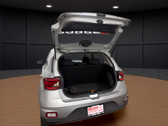 Used 2024 Hyundai Venue SE FWD image 7