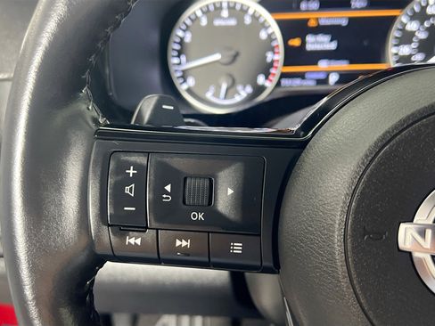 Used 2022 Nissan Pathfinder SL w/ SL Premium Package image 18