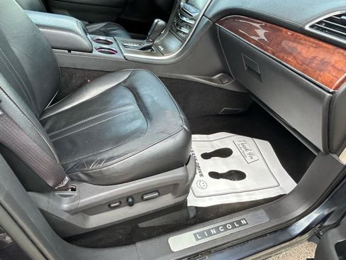Used 2013 Lincoln MKX AWD image 12