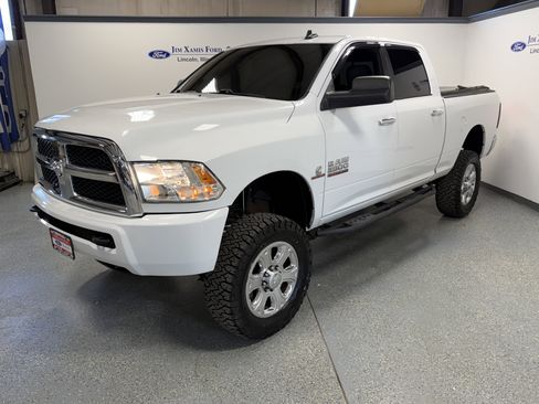 Used 2016 RAM 2500 SLT image 3