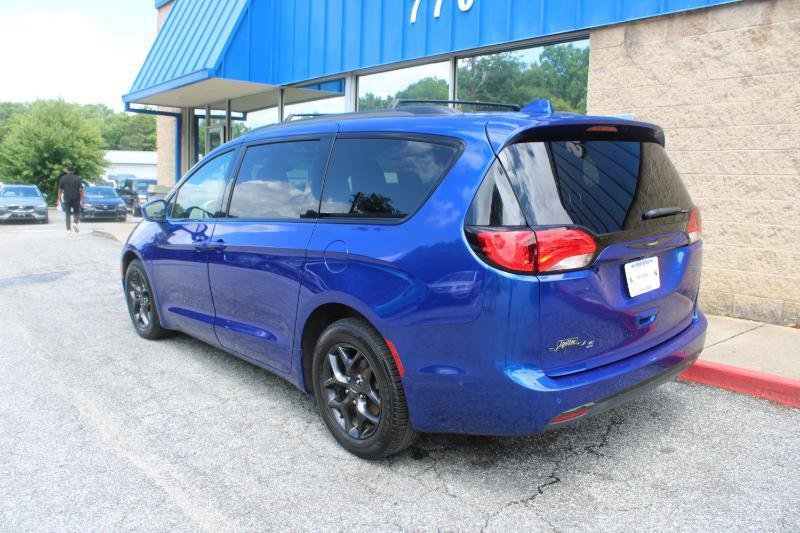 Used 2019 Chrysler Pacifica Touring-L w/ Advanced Safetytec Group FWD image 6