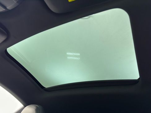 Used 2022 Porsche 911 Carrera S w/ Sport Package image 11