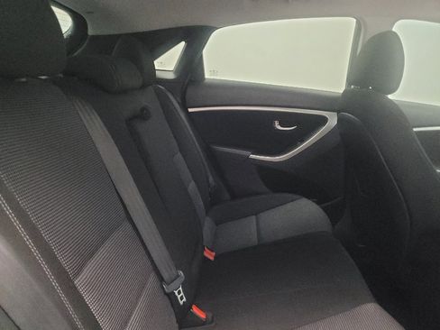 Used 2016 Hyundai Elantra GT FWD image 19