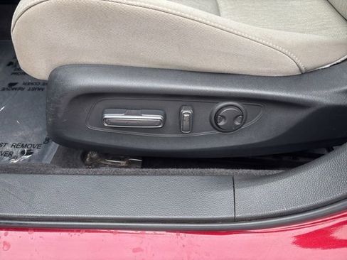 Certified 2023 Honda Accord EX image 6