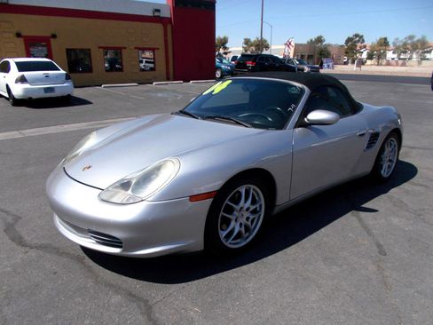 Used 2004 Porsche Boxster image 3