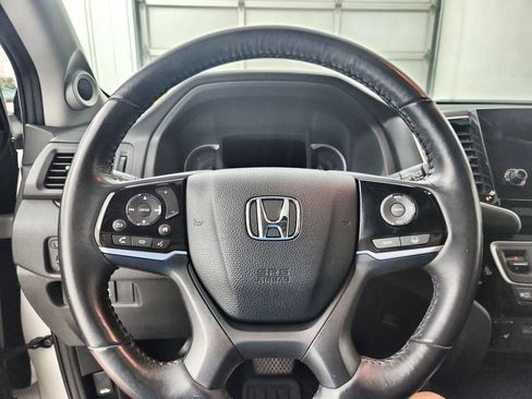 Used 2019 Honda Pilot Touring image 24