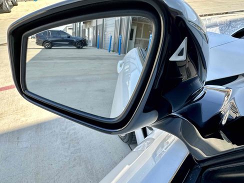 Used 2015 BMW 428i Convertible image 18