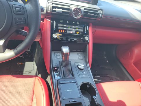 Used 2025 Lexus IS 350 F Sport RWD image 17