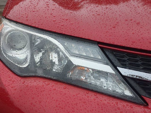 Used 2015 Toyota RAV4 Limited w/ Technology Package AWD/4WD image 9