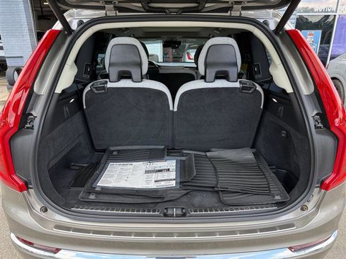 Used 2020 Volvo XC90 T6 Inscription w/ Protection Package Premier image 17