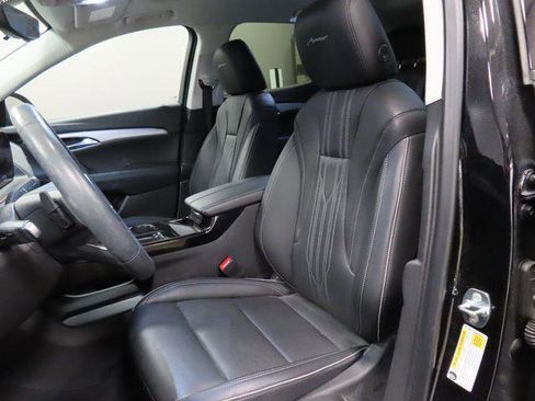 Used 2024 Buick Envision Avenir AWD/4WD image 44