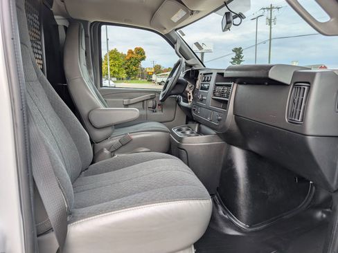 Used 2024 Chevrolet Express 2500 w/ Driver Convenience Package image 22