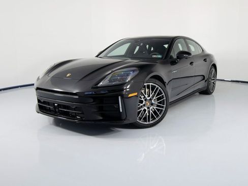 New 2026 Porsche Panamera 4 image 1