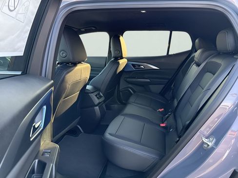 New 2026 Chevrolet Equinox EV LT image 17