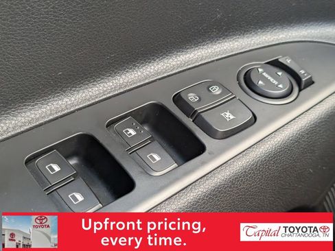 Used 2022 Kia Rio S FWD image 13