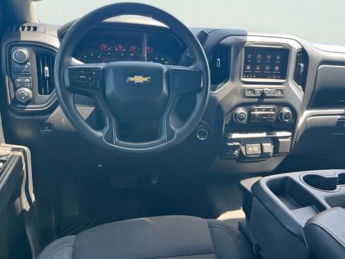 Used 2025 Chevrolet Silverado 2500 Custom w/ Custom Value Package AWD/4WD image 15