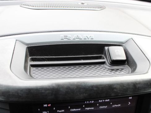 Used 2021 RAM 1500 Big Horn image 26