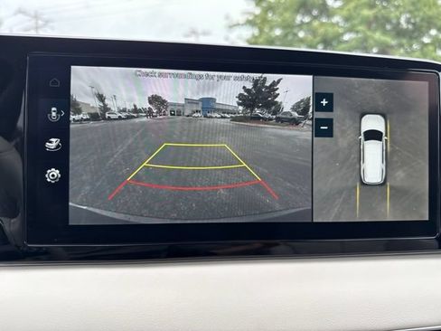 Used 2023 Hyundai Palisade Limited AWD/4WD image 29