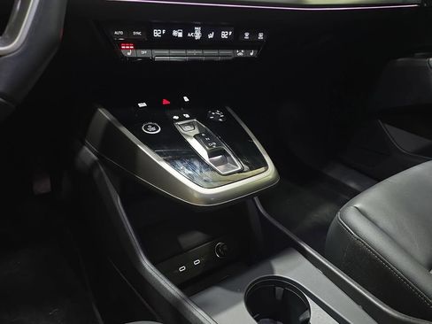 Used 2023 Audi Q4 e-tron Premium Plus w/ Premium Plus AWD/4WD image 26