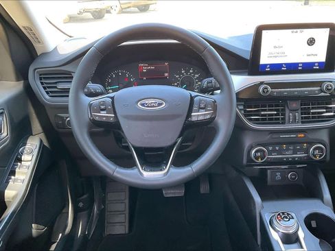 Used 2021 Ford Escape SE w/ Convenience Package FWD image 6
