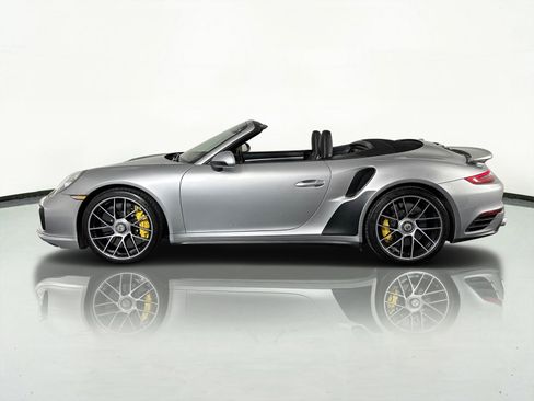 Used 2018 Porsche 911 Turbo w/ Light Design Package image 5