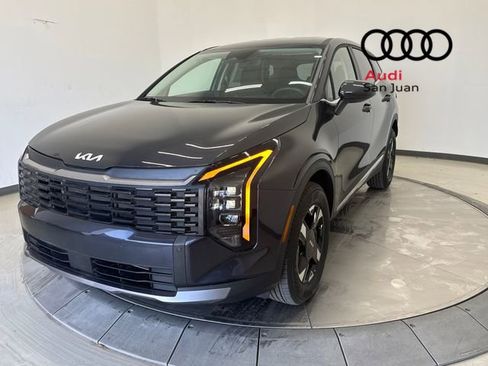 Used 2026 Kia Sportage LX image 3