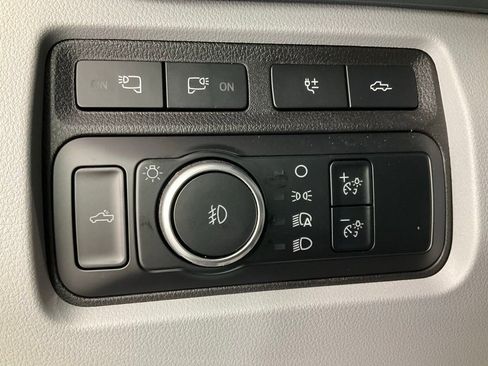 Used 2024 Ford F350 Limited w/ FX4 Off-Road Package image 22