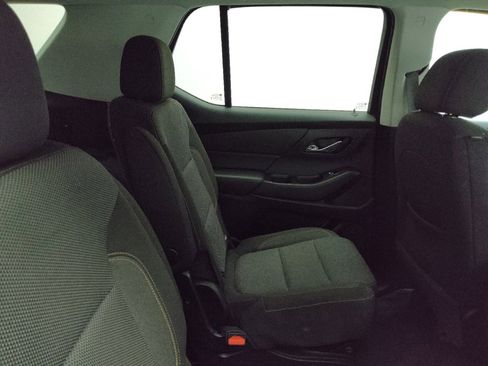 Used 2019 Chevrolet Traverse LT FWD image 19