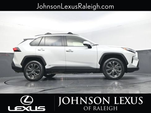 Used 2025 Toyota RAV4 Limited w/ Advanced Technology Package AWD/4WD image 20