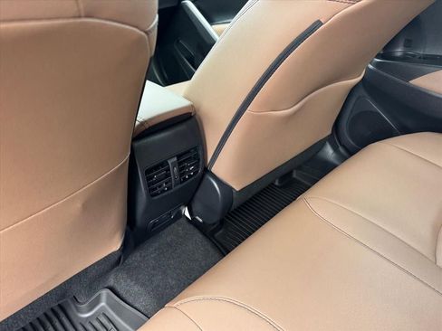 Used 2026 Toyota Corolla Cross XLE w/ Black Badges Package (TMS) image 15