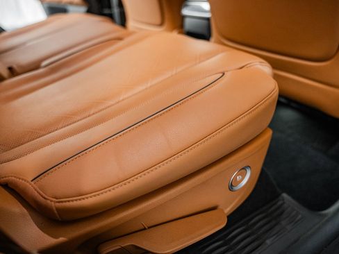 Used 2025 Genesis GV80 2.5T Prestige image 40