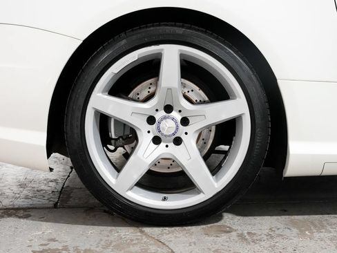 Used 2013 Mercedes-Benz SL 550 image 38