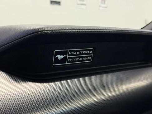 Used 2020 Ford Mustang GT RWD image 19
