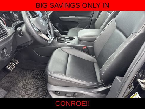 Used 2020 Volkswagen Atlas Cross Sport SE w/ Panoramic Sunroof Package FWD image 19