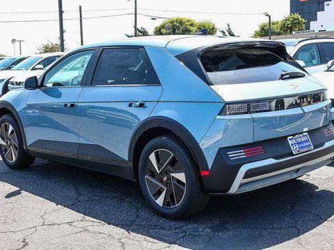 New 2026 Hyundai Ioniq 5 SE RWD image 4