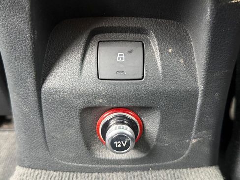 Used 2018 Audi Q3 2.0T Premium image 17