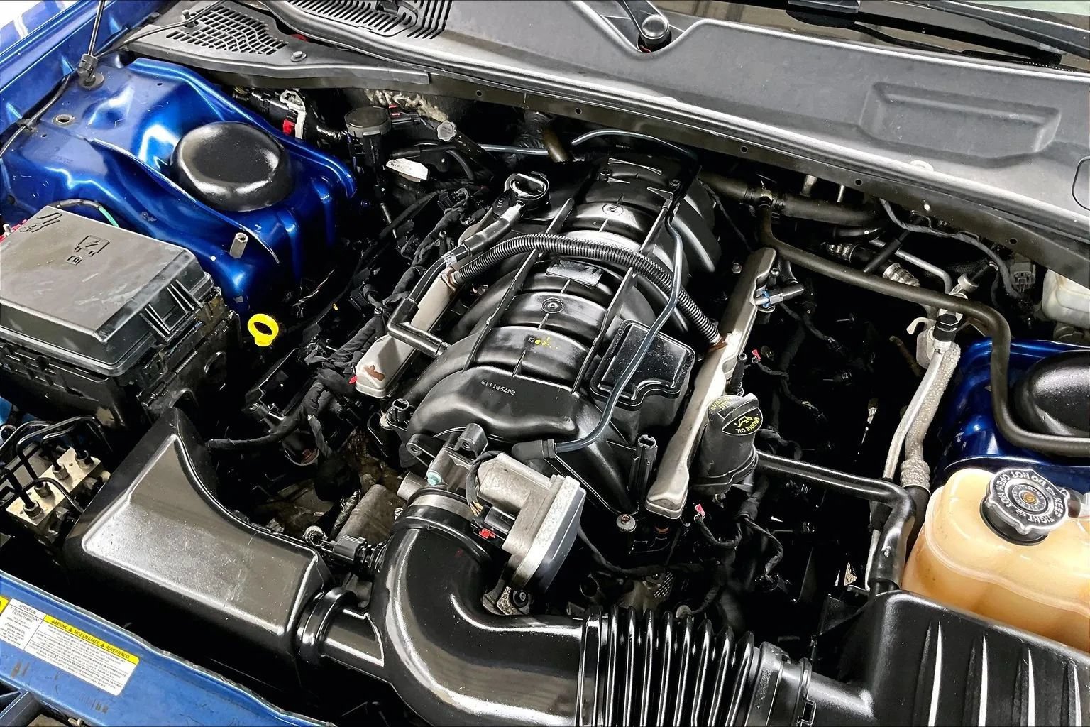Used 2012 Dodge Challenger R/T RWD image 27
