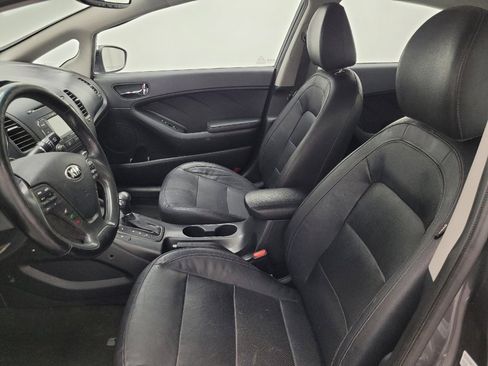 Used 2015 Kia Forte EX w/ Premium Package image 17
