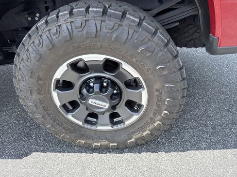 Used 2024 Ford F250 Lariat w/ Lariat Ultimate Package AWD/4WD image 19