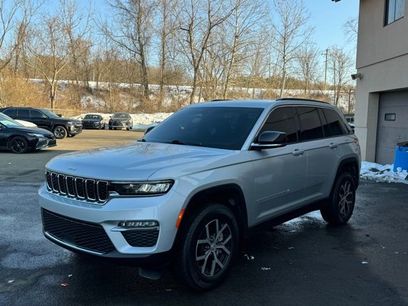 Used 2024 Jeep Grand Cherokee Limited