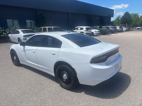 Used 2019 Dodge Charger Police w/ Street Appearance Group AWD/4WD image 4